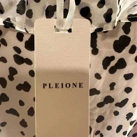 Pleione Black and White Blouse - Picture 4 of 7